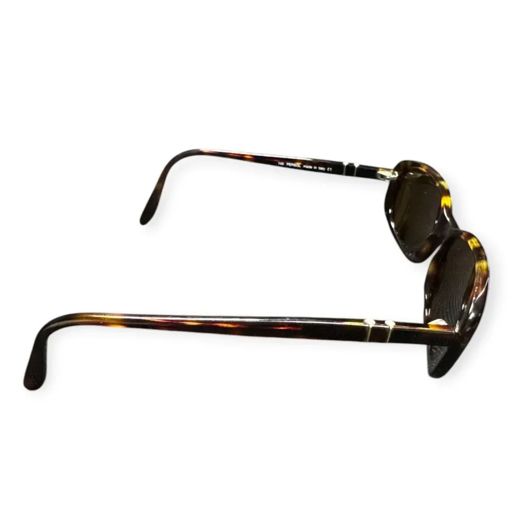 Persol hard find